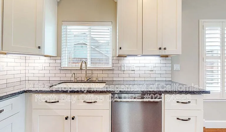 1949 San Salvador Dr — Photo 13