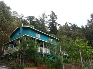 76 Gleneden Ln, Eastsound, WA 98245