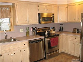 4th image of 91 Barbara Dr