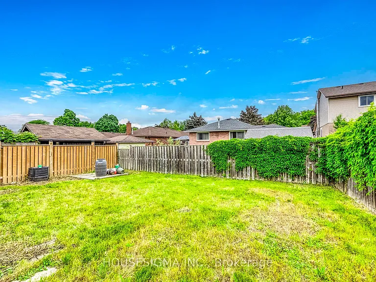 115 Scenic Wood Cres — Photo 41