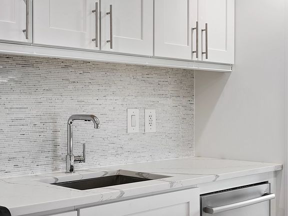 5th image of 400 Central Park W APT 3N