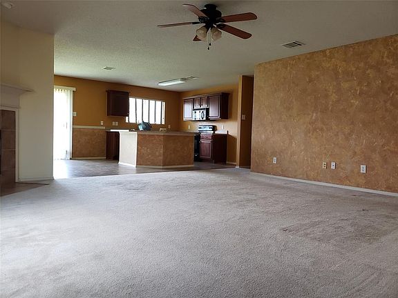 3rd image of 211 Gayleh Ln
