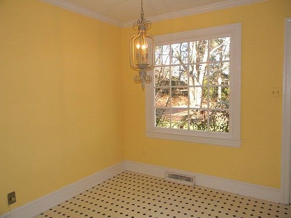 3rd image of 116 Shannon Ct