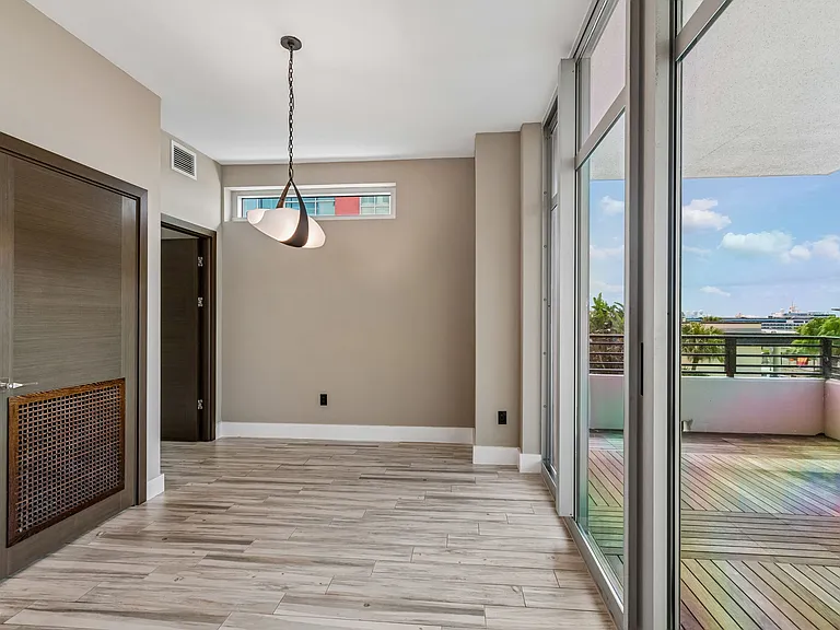 1120 E Kennedy Blvd #1030 — Photo 15