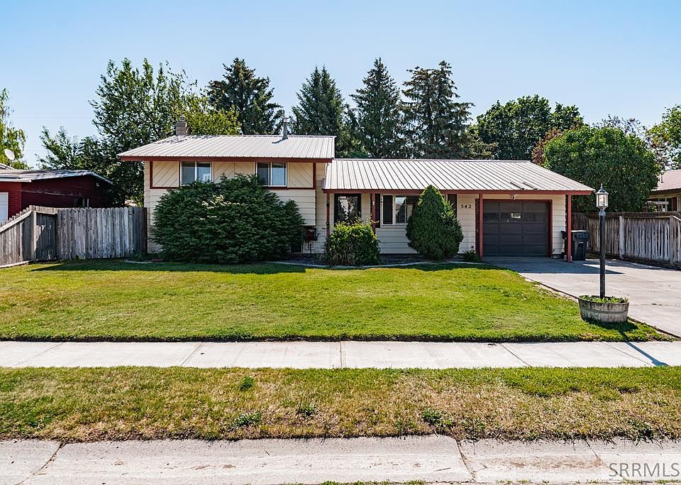 1st image of 542 Starlite Ave