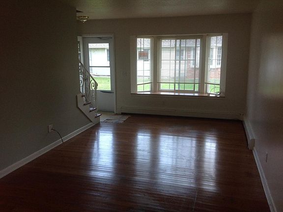 Bay window