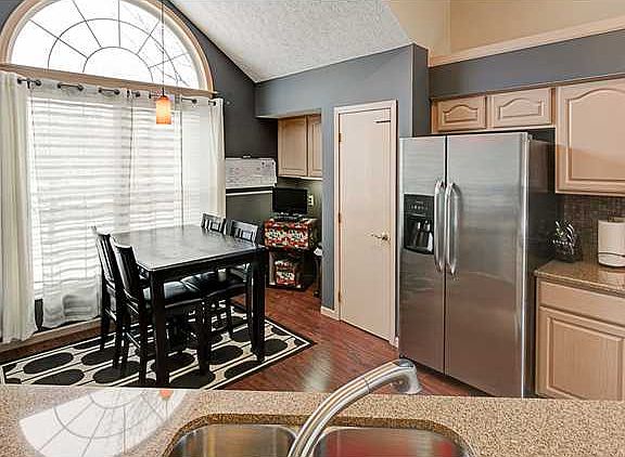 4th image of 3277 Scioto Glen Dr