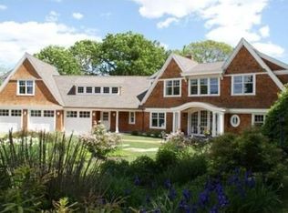 37 Forster Rd, Manchester, MA 01944