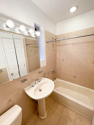 Rented by Urban Real Estate Inc | media 36