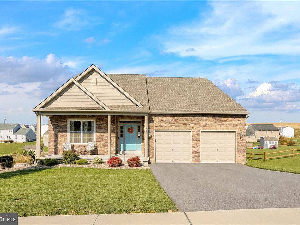 1st image of 72 Sunglo Dr