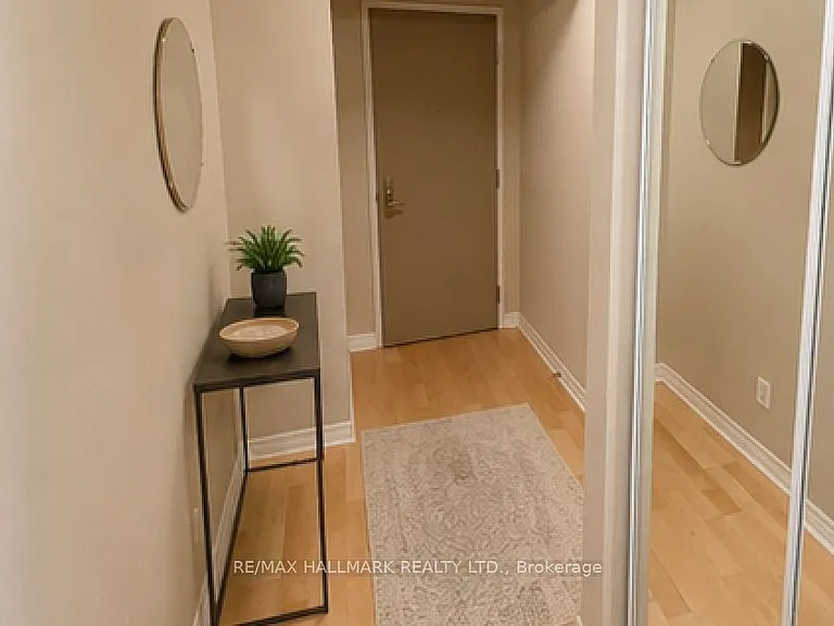 763 Bay St #2109 — Photo 8