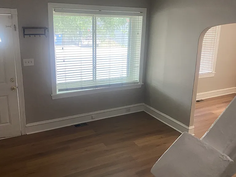 735 Market St — Photo 3
