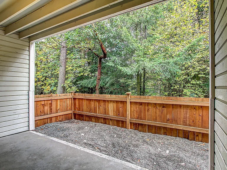Cedar Terrace — Photo 13