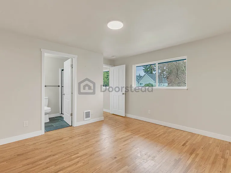 5300 172nd St SW — Photo 34