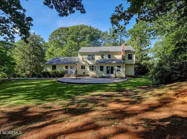 6 Rimwood Drive, Lincroft, NJ 07738
