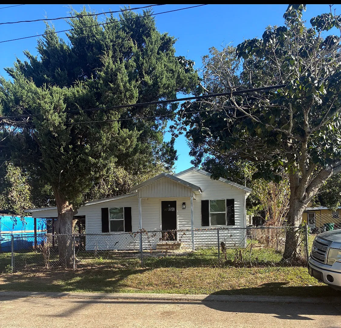 1 bed, 700 sqft, $900 — Photo 1
