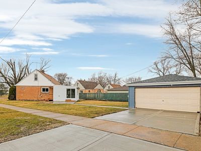 6831 S 79th Ave, Bridgeview, IL, 60455