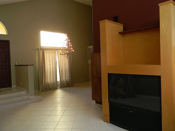 4th image of 5308 SW 32nd Ave