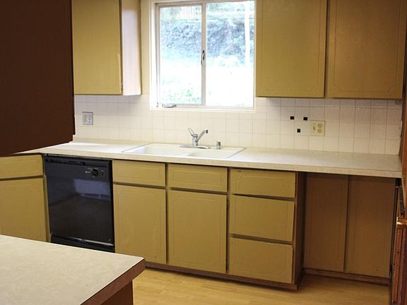 Kitchen upstairs