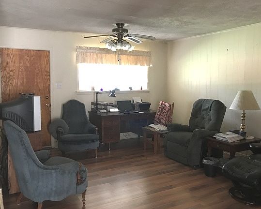 2nd image of 50 Leggett Dr