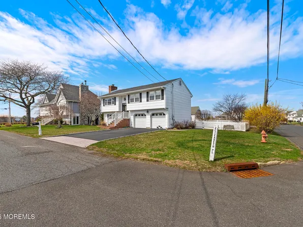 1 Elizabeth Place, Monmouth Beach, NJ 07750