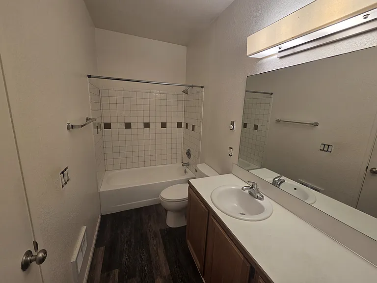 Unit 101 Bathroom