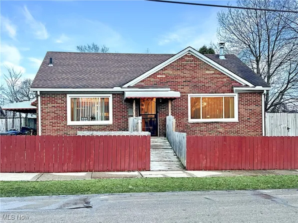 1263 Sylvan Ave, Akron, OH 44306