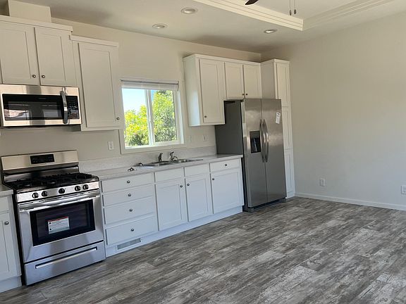 3rd image of 5211 La Paz Dr