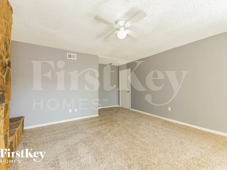2026 Aspen Ln — Photo 7