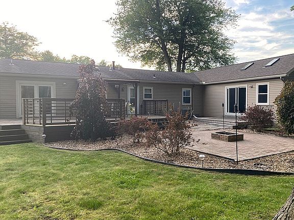 4th image of 8676 Buerk Dr