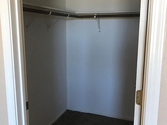 3rd image of 351 Highfield Cir