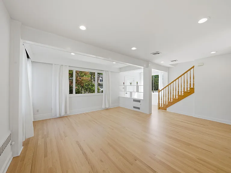 232 Riveredge Rd — Photo 11