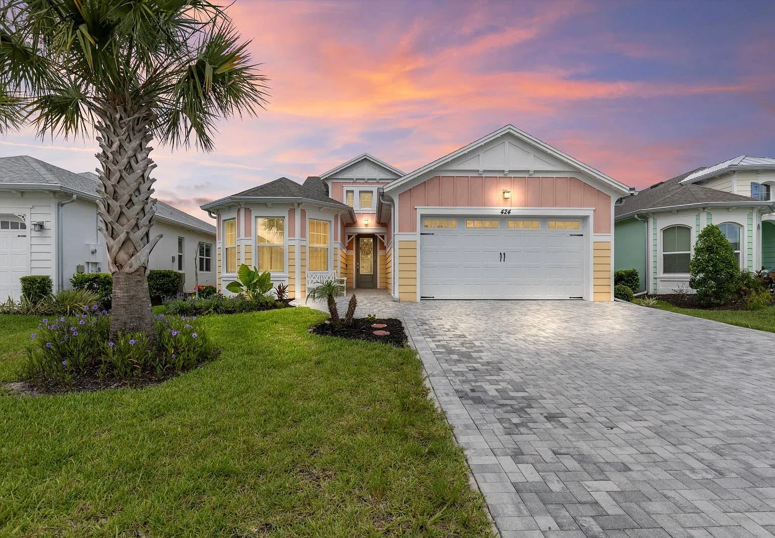 Latitude Margaritaville Daytona Beach — Photo 1