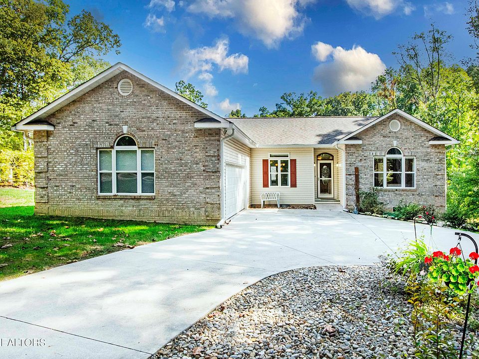1st image of 169 Oostanali Way