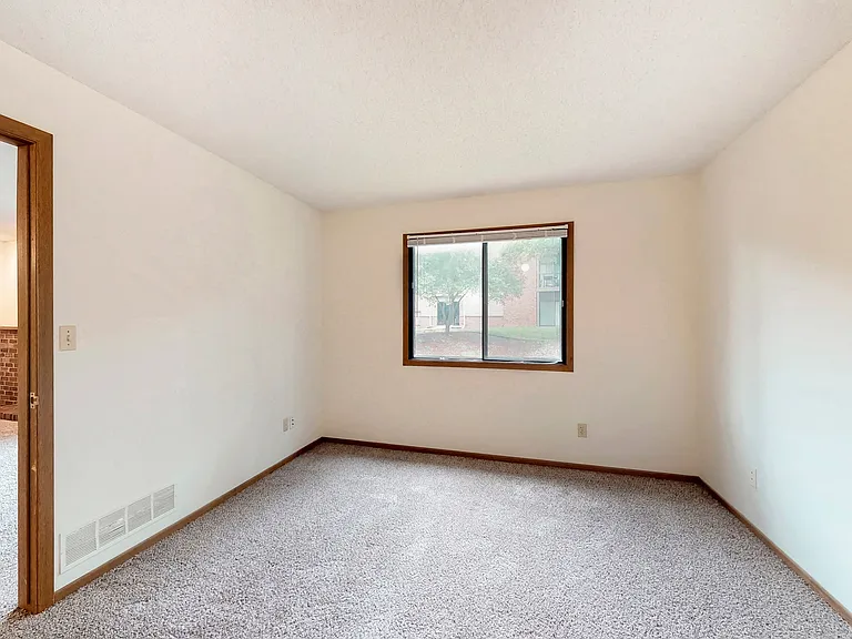 Washington Manor — Photo 22