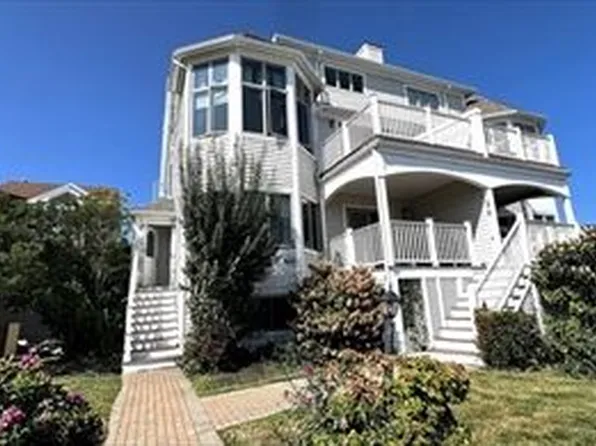 170 Cliff Ave, Winthrop, MA 02152