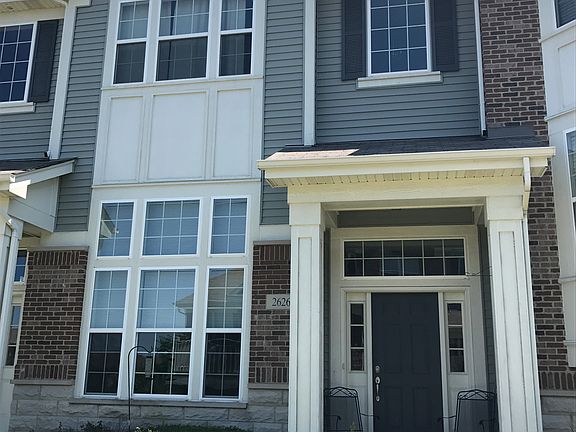 2nd image of 2626 Dunraven Ave