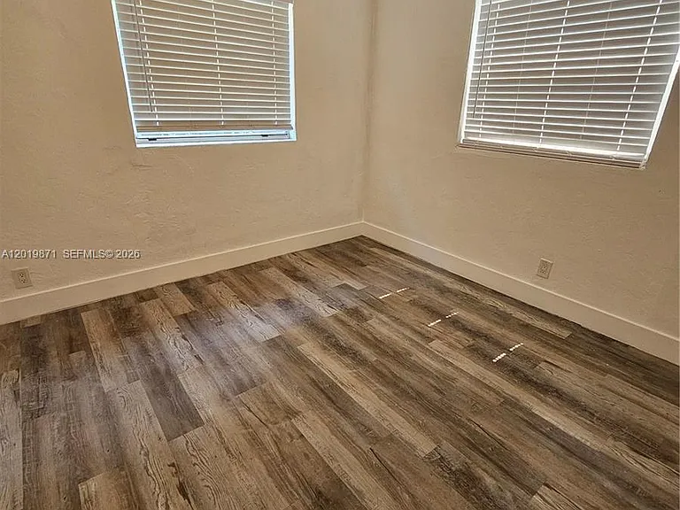 2030 Taylor St #2030 — Photo 15