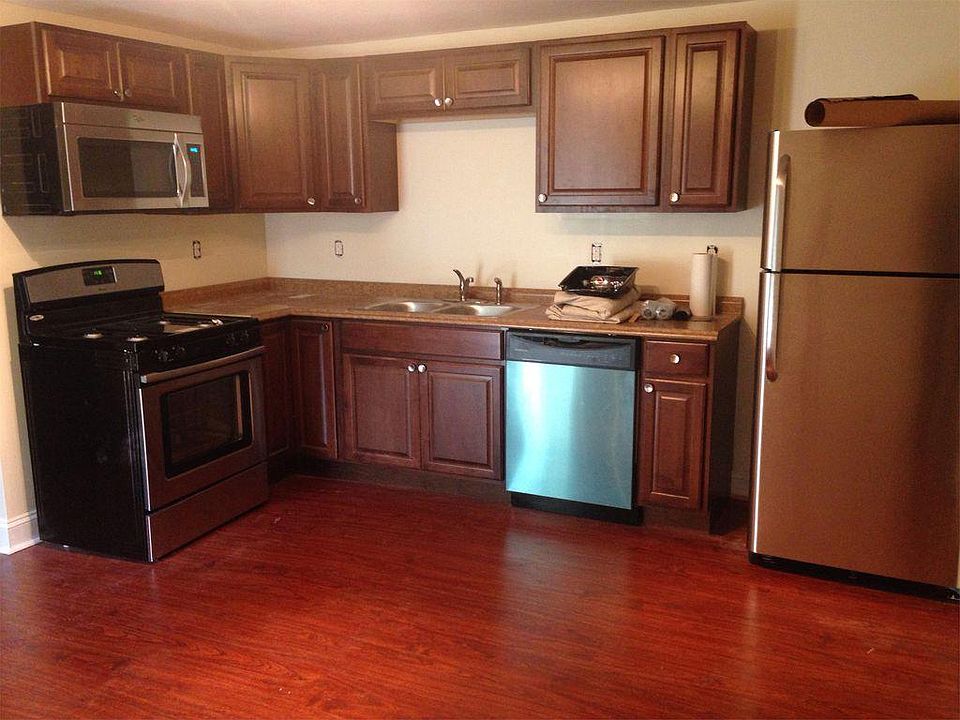 1st image of 1902 Niagara St APT 1