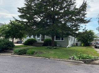 1019 Janssen St, Pekin, IL 61554