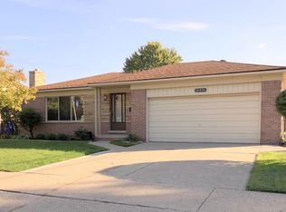 18430 Davidson, Fraser, MI 48026