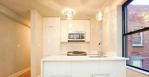 Rented by CiCi Realty Corporation