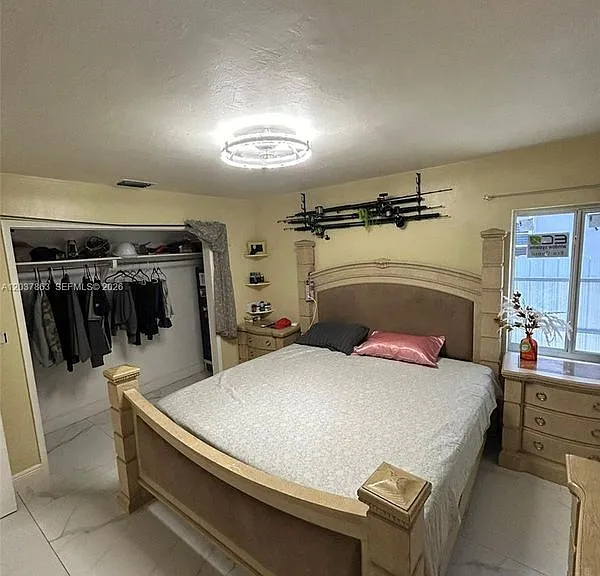 5157 NE 5th Ave #1 — Photo 7