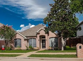 1237 Christopher Ln, Lewisville, TX 75077