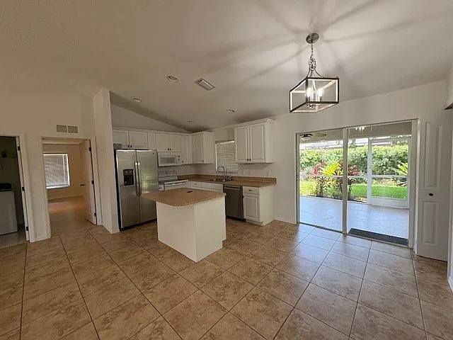 18262 Camellia Rd — Photo 3