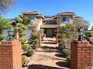 12237 Mockingbird Pl, Apple Valley, CA 92308