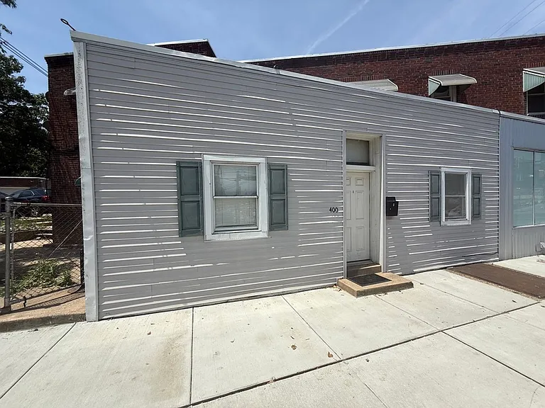 400 North Springfield Road — Photo 10
