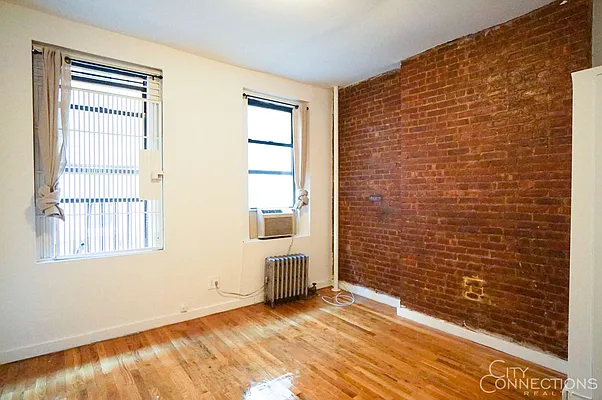 Rented by City Connections Realty | media 13