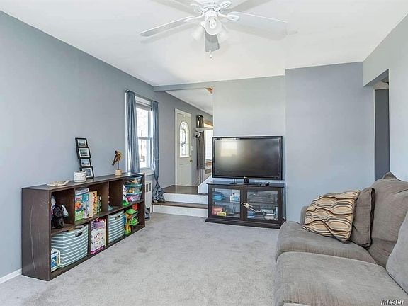5th image of 12 Byrd Ct