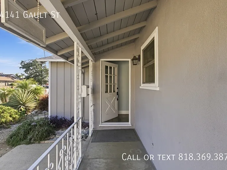 14141 Gault St — Photo 26